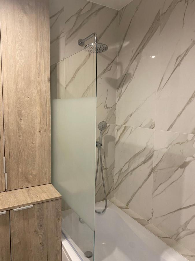 Apartament Mgla Zielona Góra Buitenkant foto
