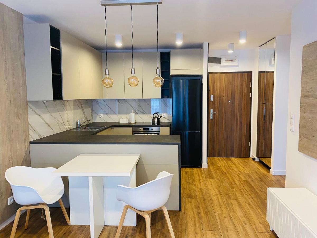 Apartament Mgla Zielona Góra Buitenkant foto